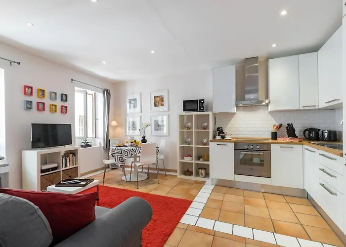 8 Condamine - Stylish In Old Town - 2 Pieces - 300M De La Mer